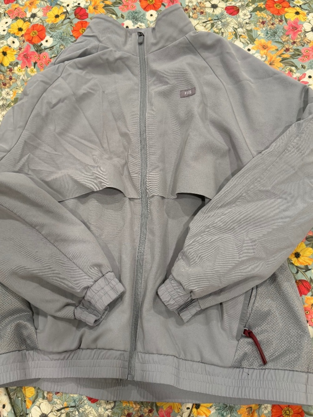 FIGS Zip Up Jacket light gray Women’s Medium